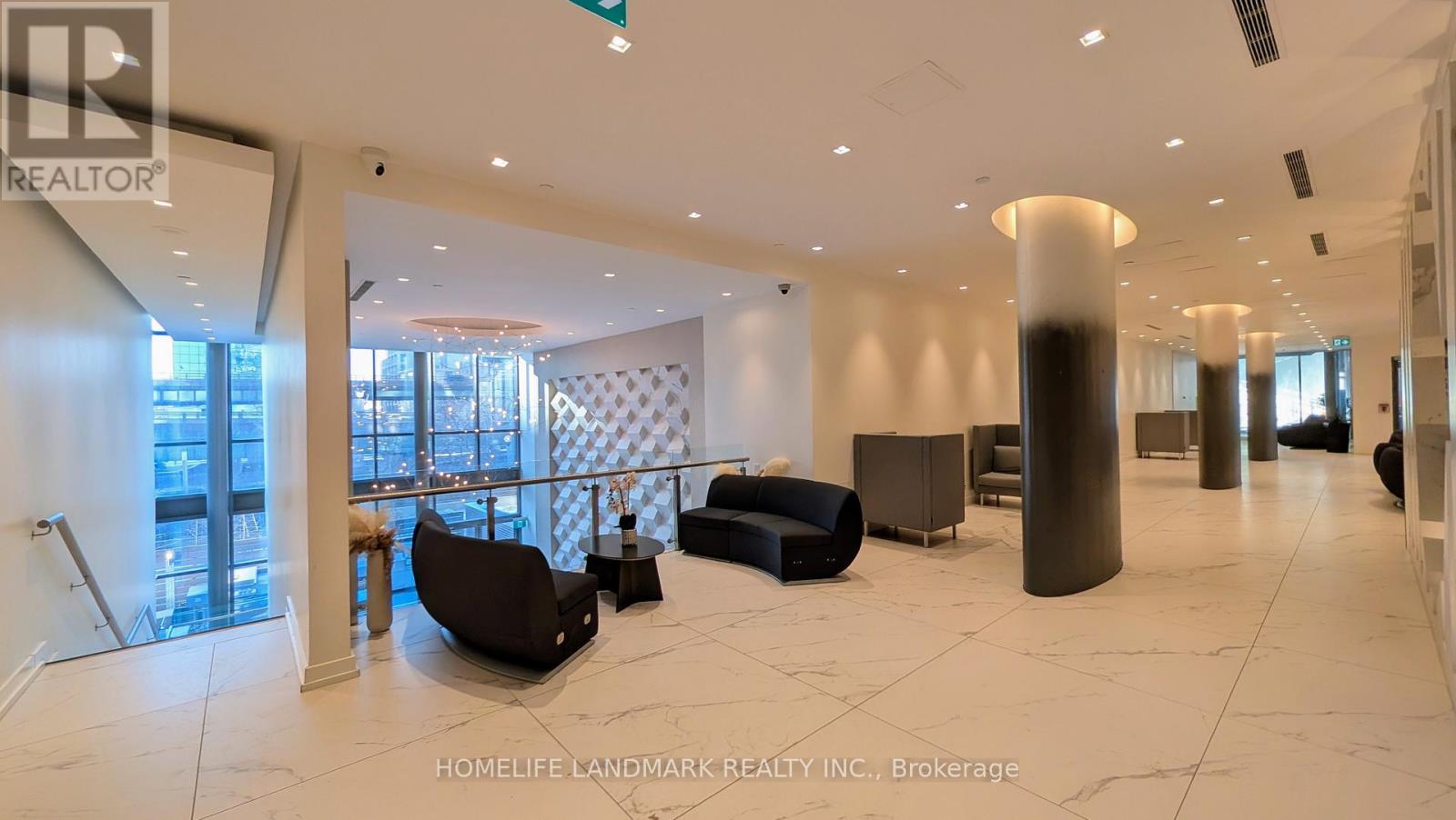 3212 - 11 Brunel Court, Toronto (Waterfront Communities), Ontario  M5V 3Y3 - Photo 3 - C12830618