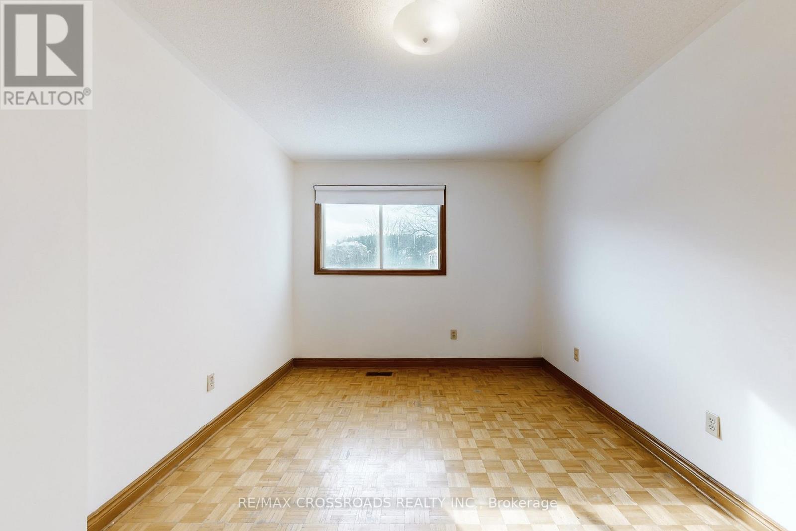 50 Marchwood Crescent, Richmond Hill, Ontario  L4C 8M4 - Photo 41 - N12828654