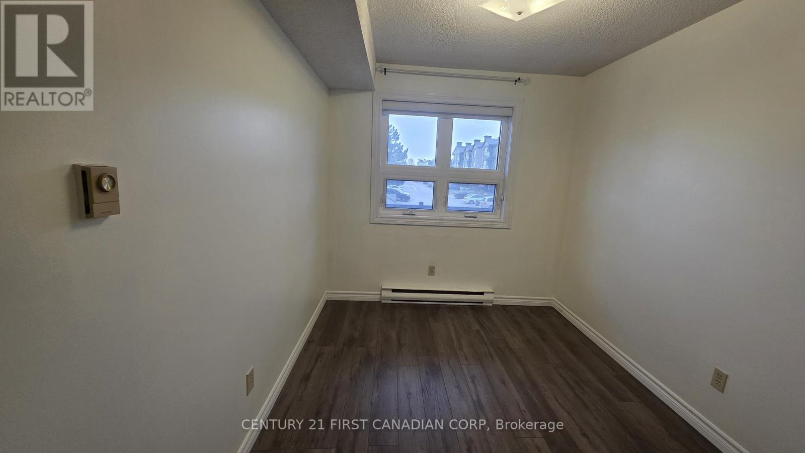 215 - 15 Jacksway Crescent, London North, Ontario  N5X 3T8 - Photo 11 - X12764292