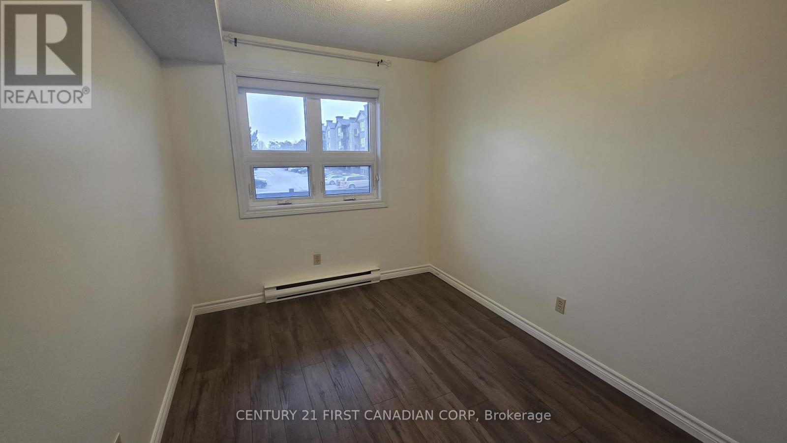 215 - 15 Jacksway Crescent, London North, Ontario  N5X 3T8 - Photo 12 - X12764292