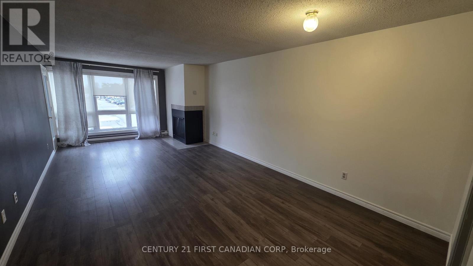 215 - 15 Jacksway Crescent, London North, Ontario  N5X 3T8 - Photo 8 - X12764292