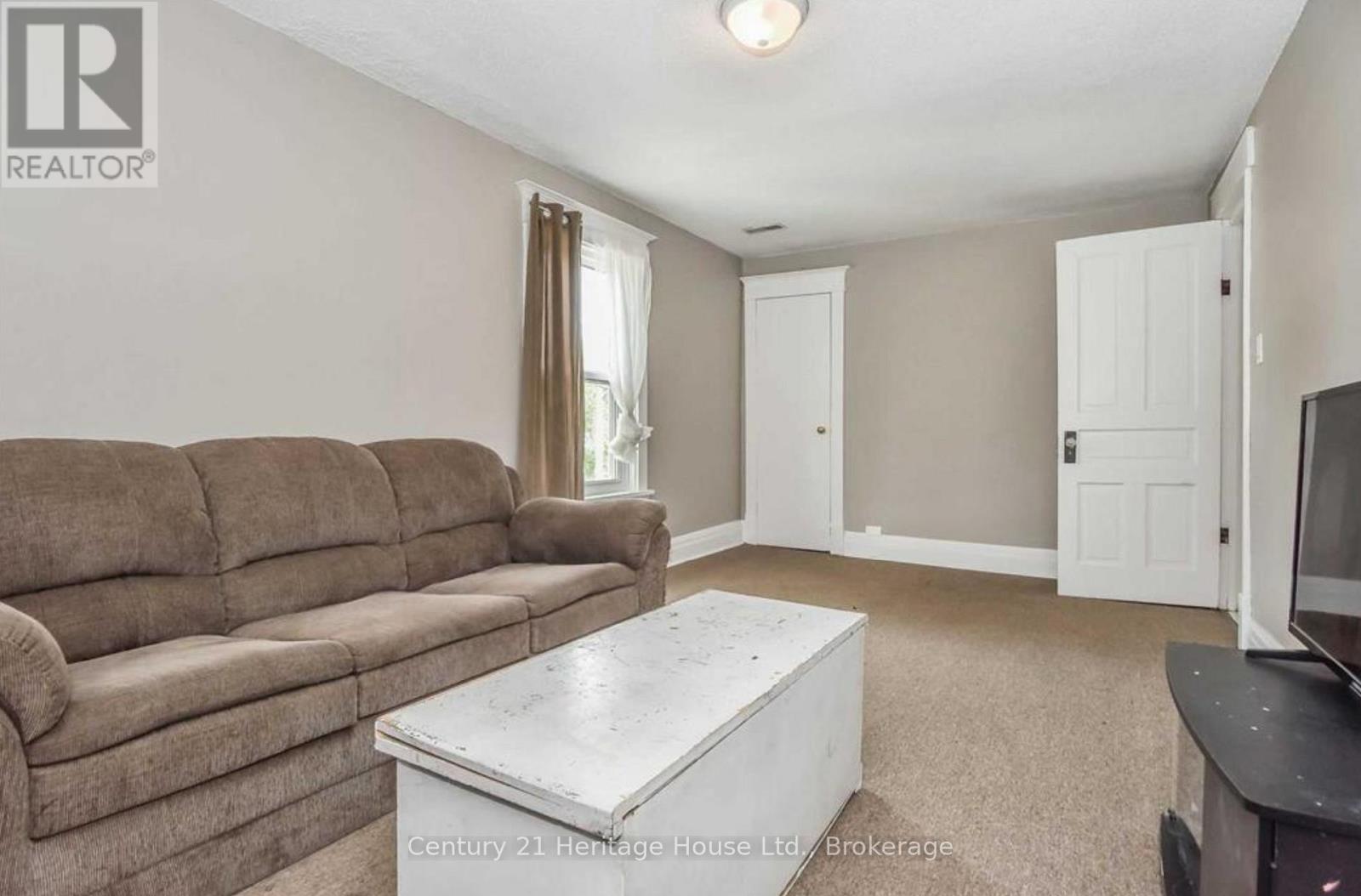 153 St Andrews Street, Cambridge, Ontario  N1S 1N2 - Photo 8 - X12831208