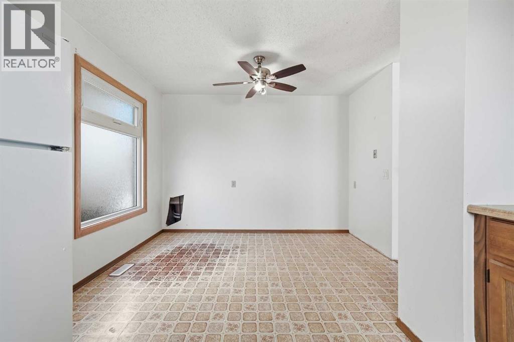 40 Falbury Bay Ne, Calgary, Alberta  T3J 1H6 - Photo 11 - A2289193