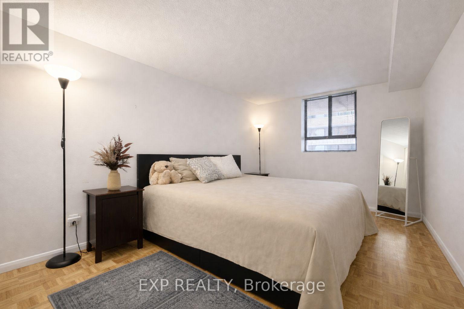 705 - 475 Laurier Avenue W, Ottawa, Ontario  K1R 7X1 - Photo 9 - X12831204