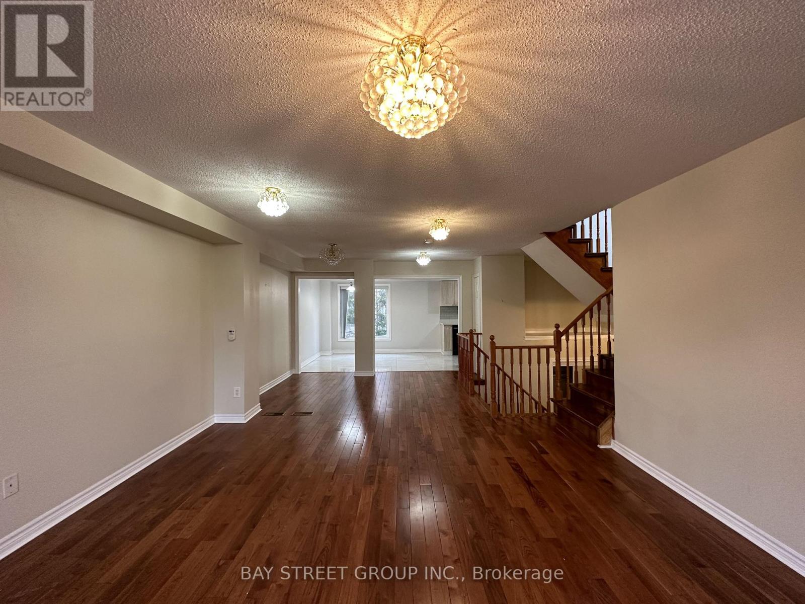 152 Leitchcroft Crescent, Markham, Ontario  L3T 7T6 - Photo 9 - N12707076