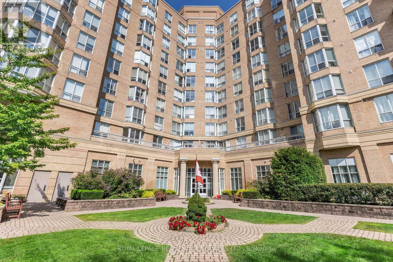 607 - 11 Thorncliffe Pk Drive, Toronto (Thorncliffe Park), Ontario  M4H 1P3 - Photo 10 - C12831194