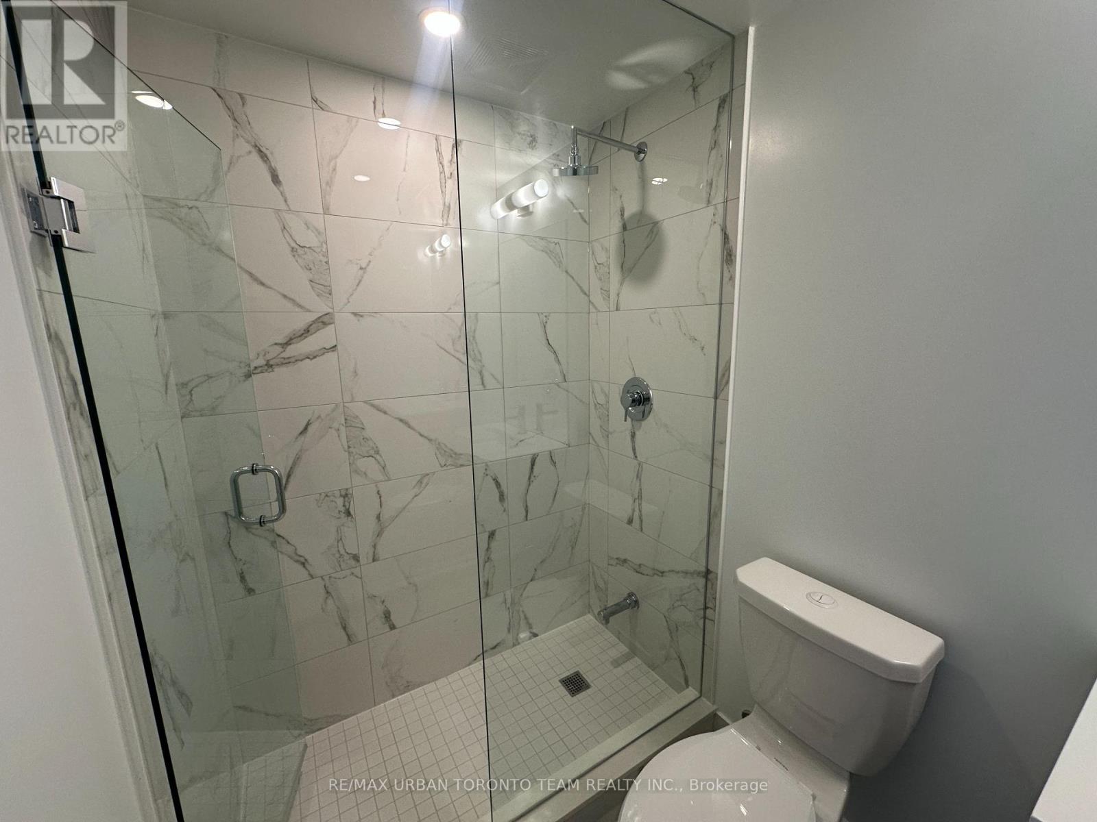 811 - 180 Front Street E, Toronto (Moss Park), Ontario  M5A 0K9 - Photo 12 - C12831202