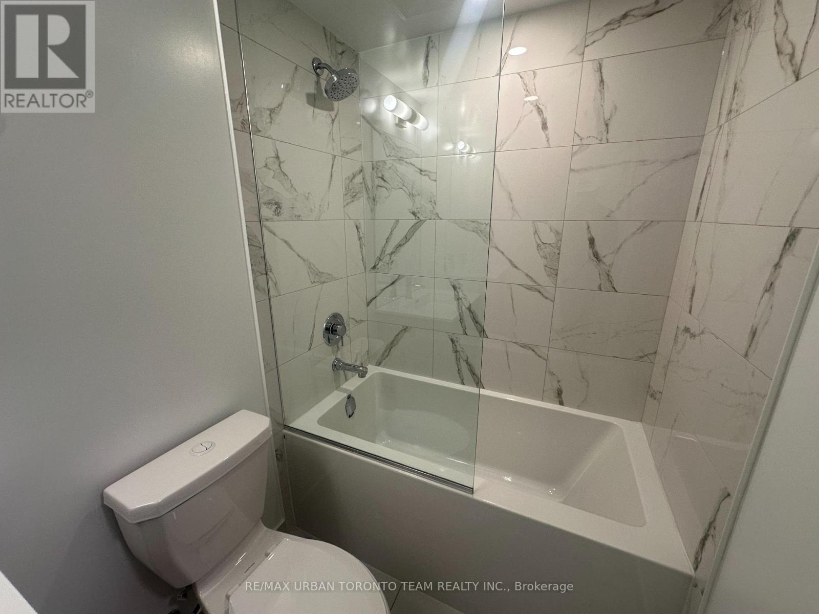 811 - 180 Front Street E, Toronto (Moss Park), Ontario  M5A 0K9 - Photo 17 - C12831202