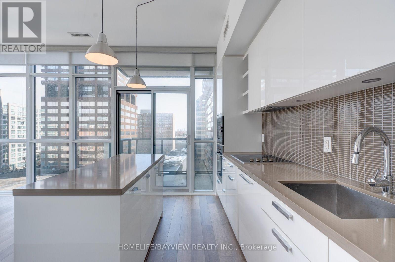 703 - 32 Davenport Road, Toronto (Annex), Ontario  M5R 0B5 - Photo 17 - C12831214