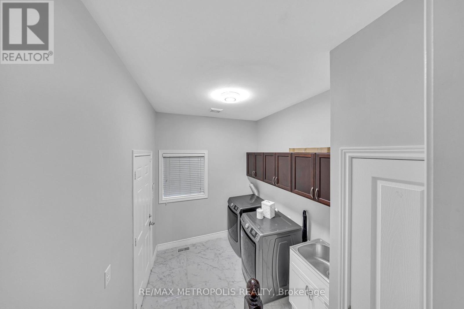 1665 Pennel Drive, Oshawa (Taunton), Ontario  L1K 0K2 - Photo 15 - E12831276