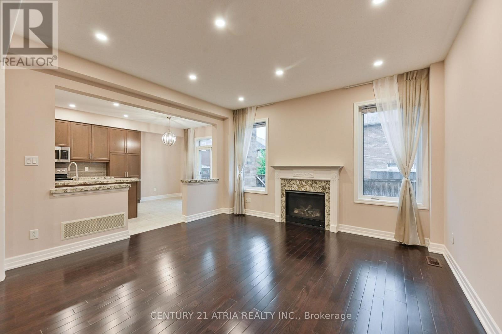 31 Fred Mason Street, Georgina (Keswick South), Ontario  L4P 0B2 - Photo 12 - N12831198