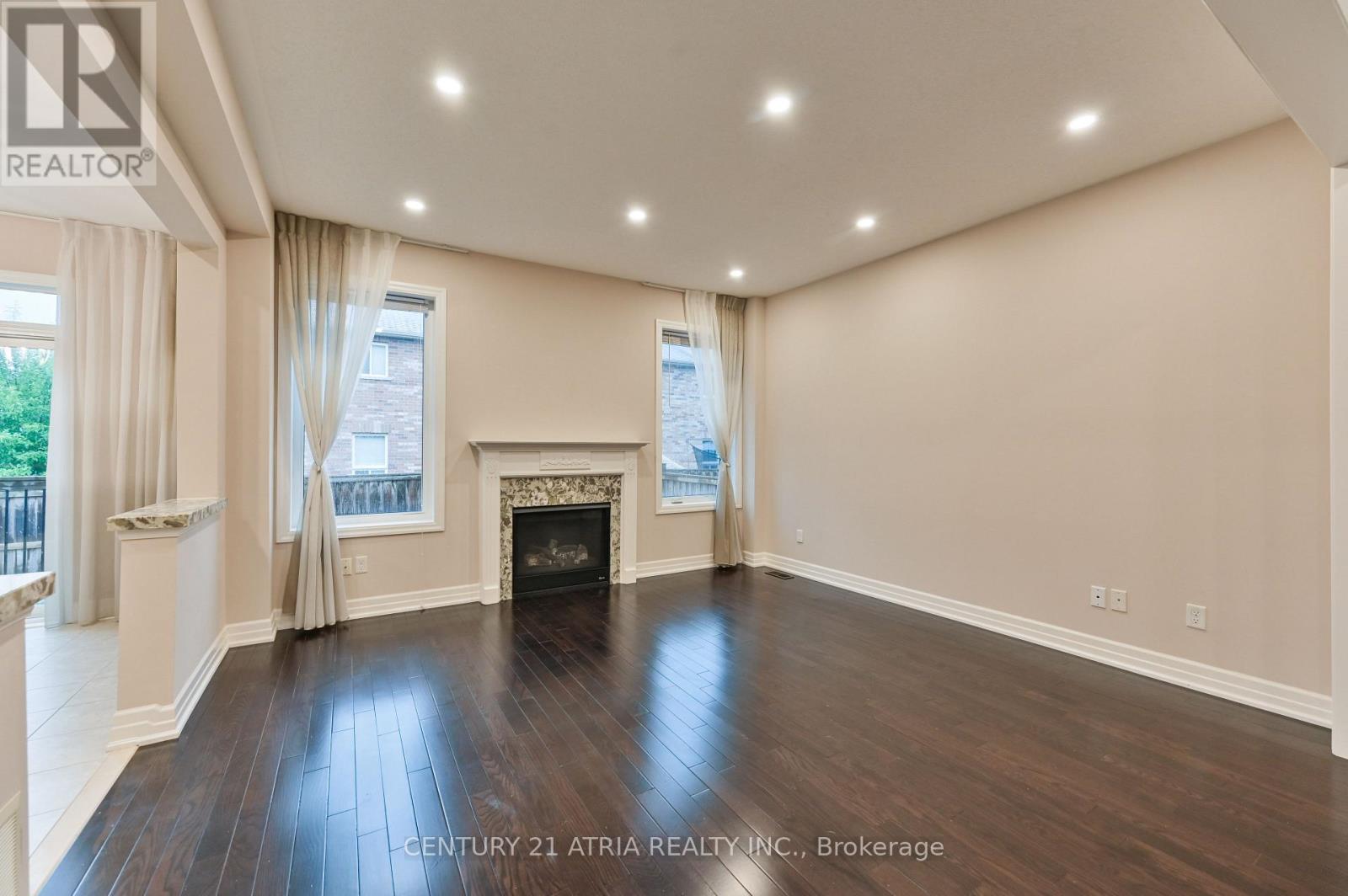 31 Fred Mason Street, Georgina (Keswick South), Ontario  L4P 0B2 - Photo 14 - N12831198