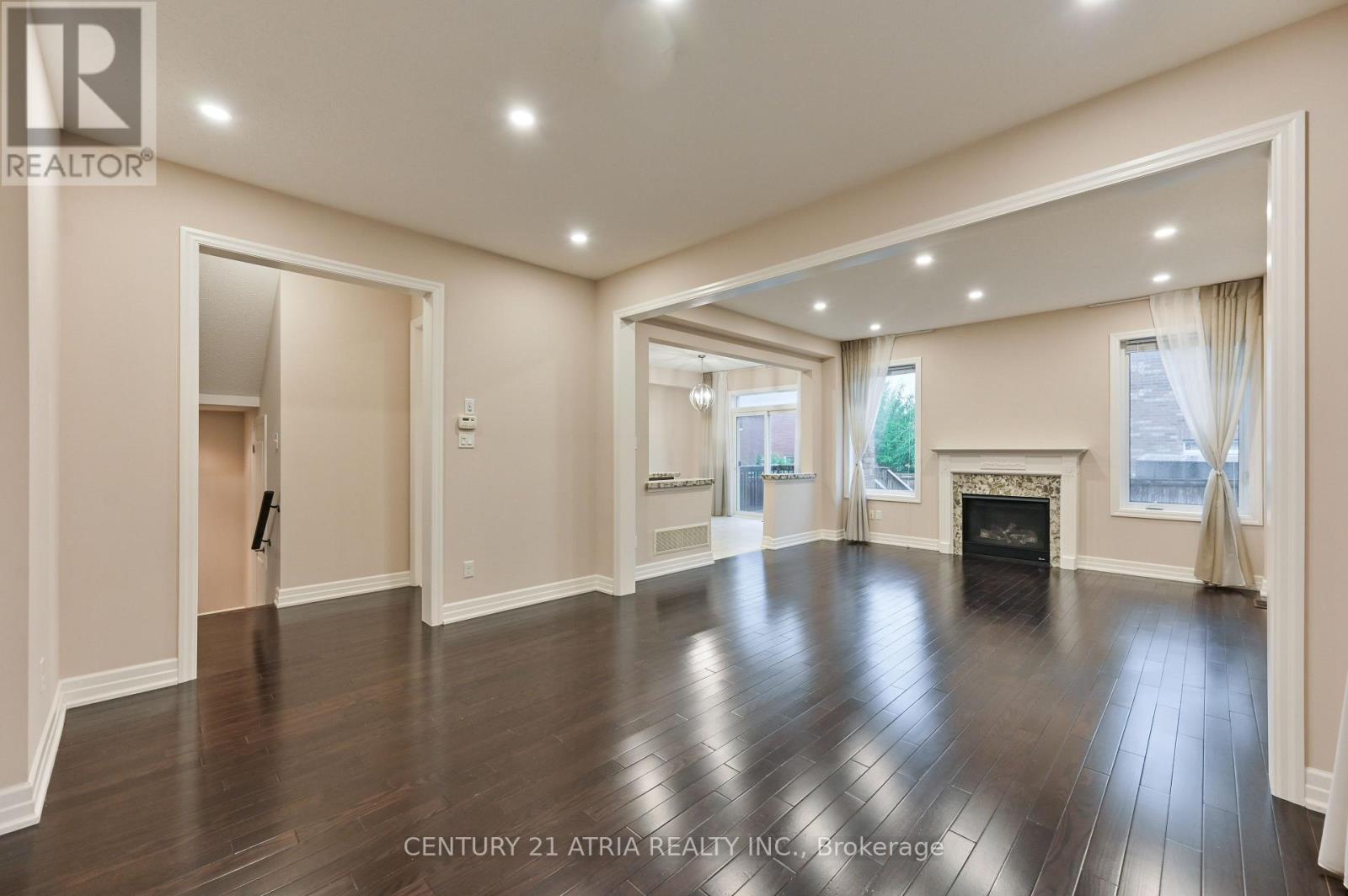 31 Fred Mason Street, Georgina (Keswick South), Ontario  L4P 0B2 - Photo 15 - N12831198