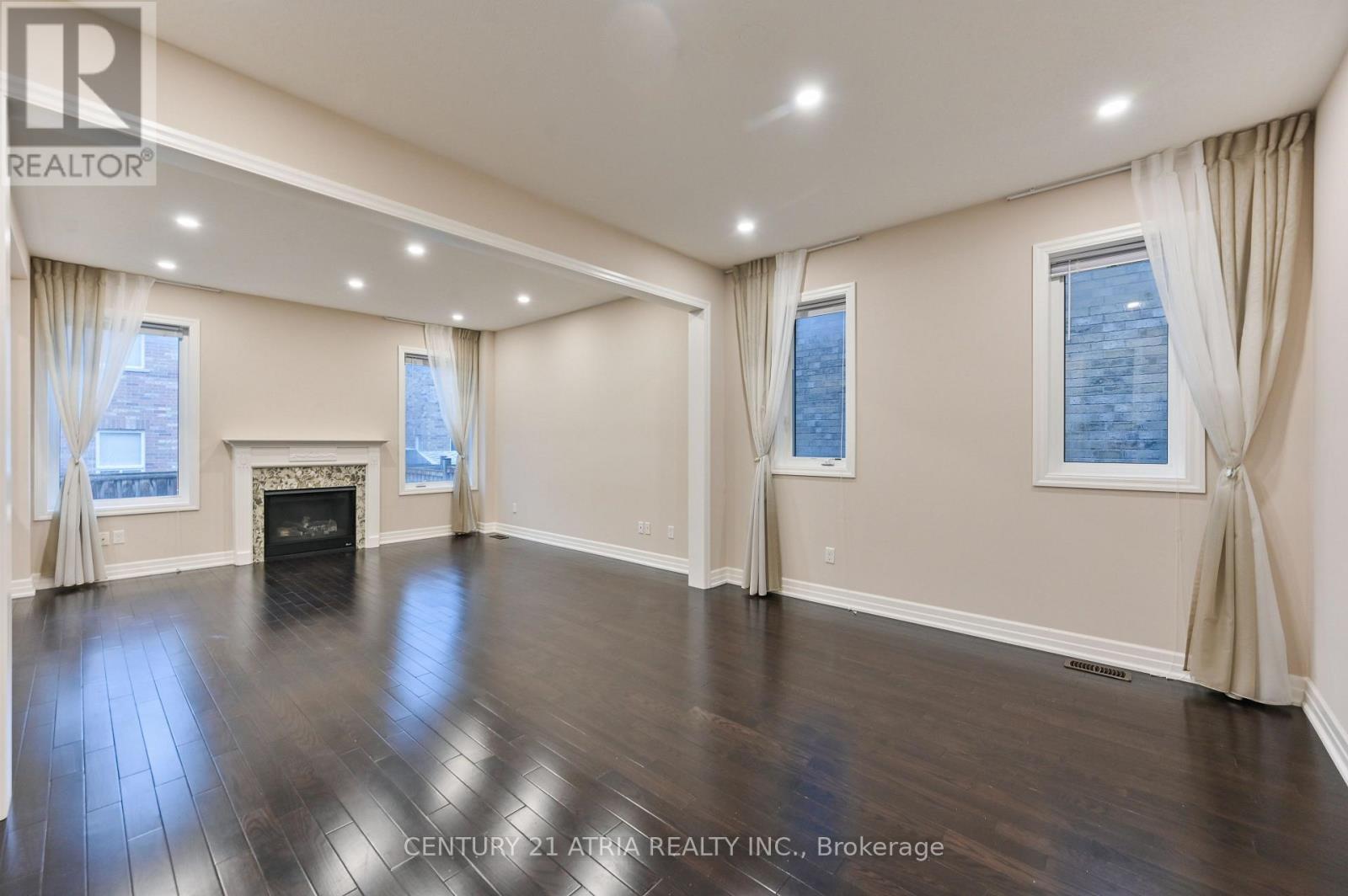 31 Fred Mason Street, Georgina (Keswick South), Ontario  L4P 0B2 - Photo 17 - N12831198