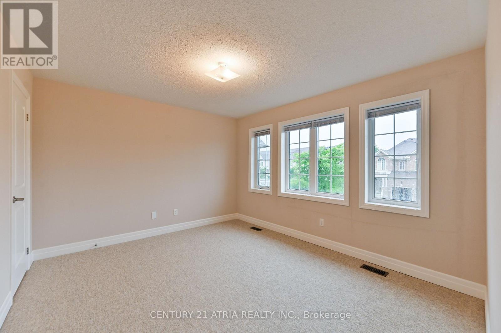 31 Fred Mason Street, Georgina (Keswick South), Ontario  L4P 0B2 - Photo 27 - N12831198