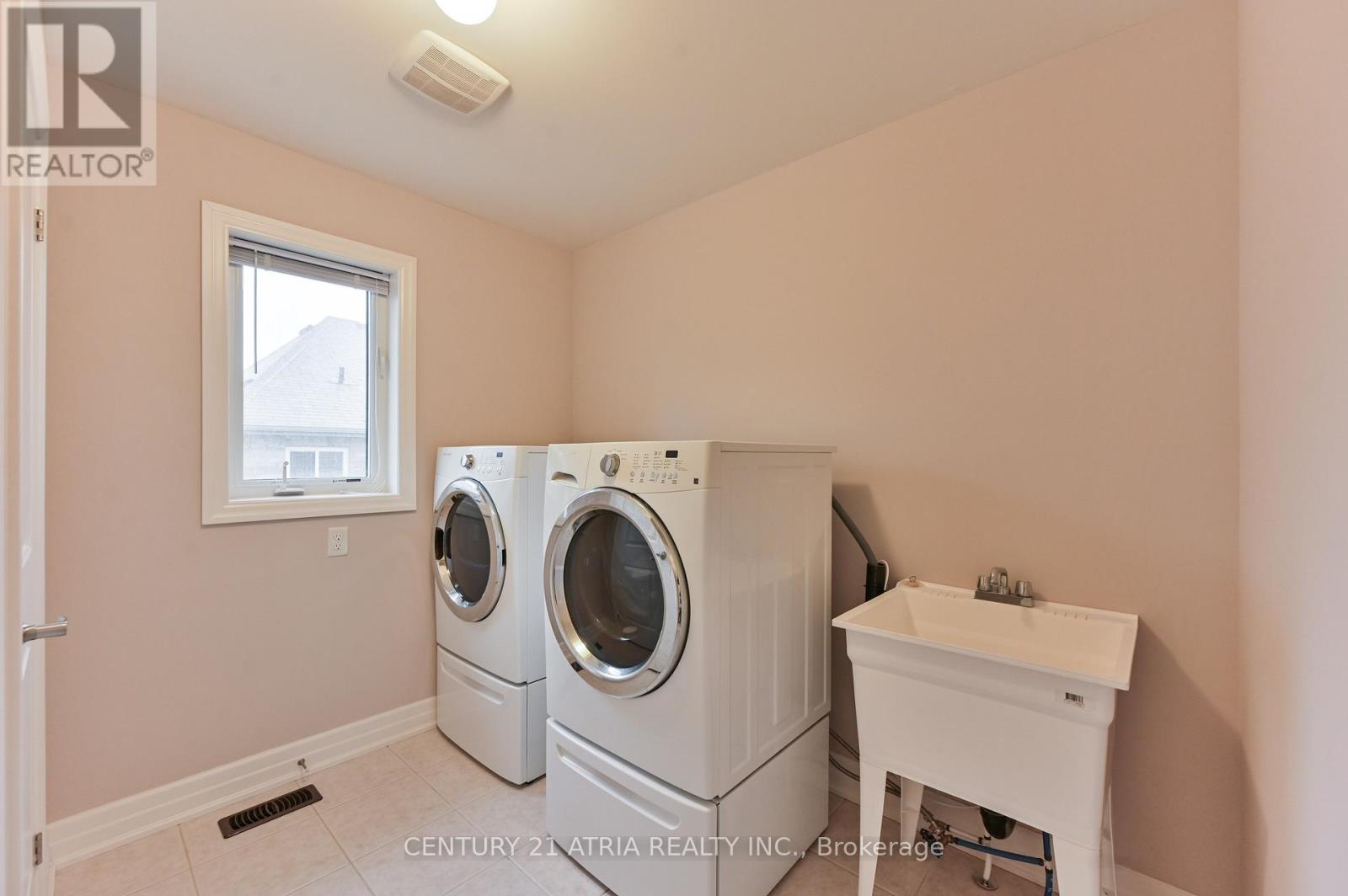 31 Fred Mason Street, Georgina (Keswick South), Ontario  L4P 0B2 - Photo 30 - N12831198