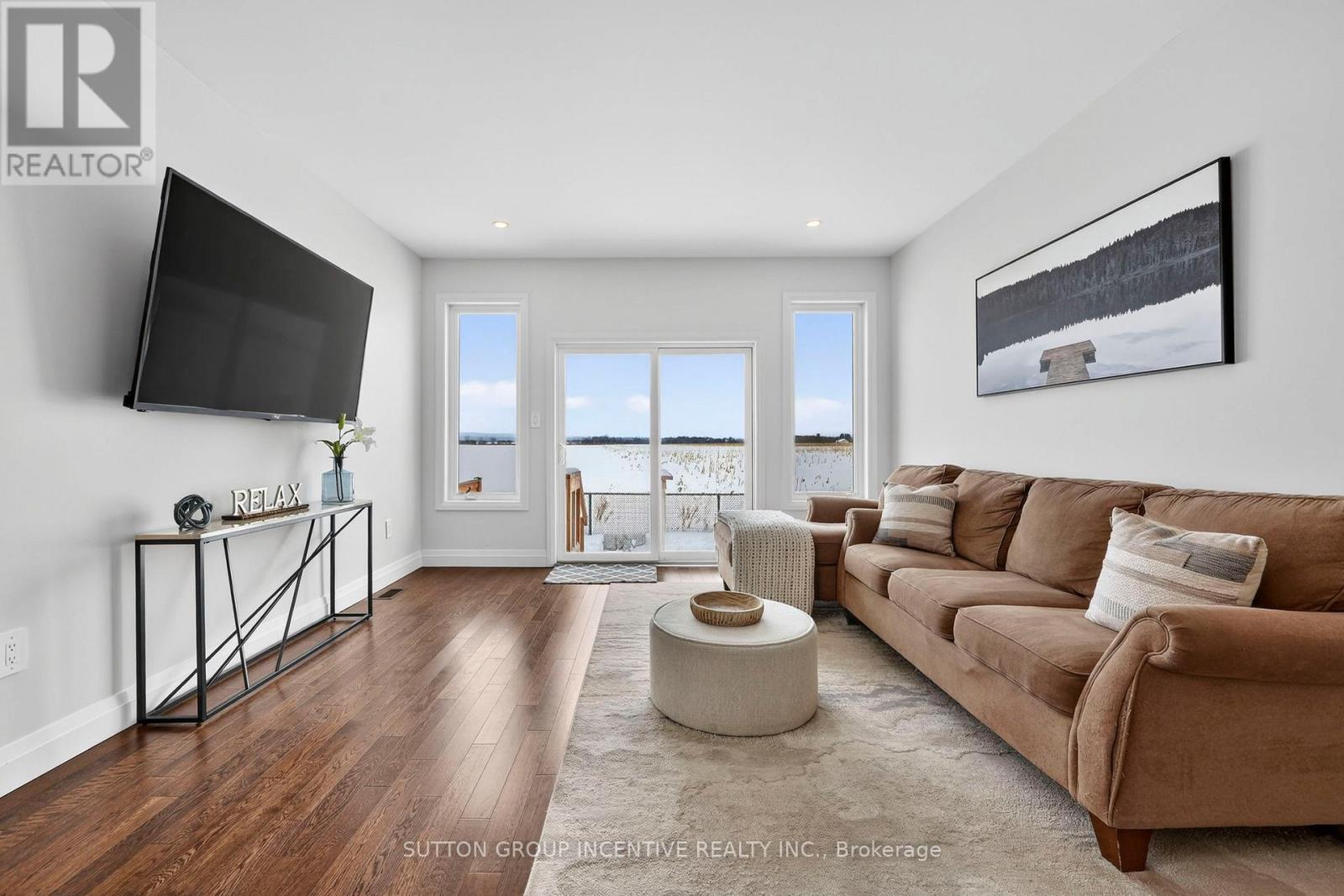 142 Ritchie Crescent, Springwater (Elmvale), Ontario  L0L 1P0 - Photo 8 - S12831254