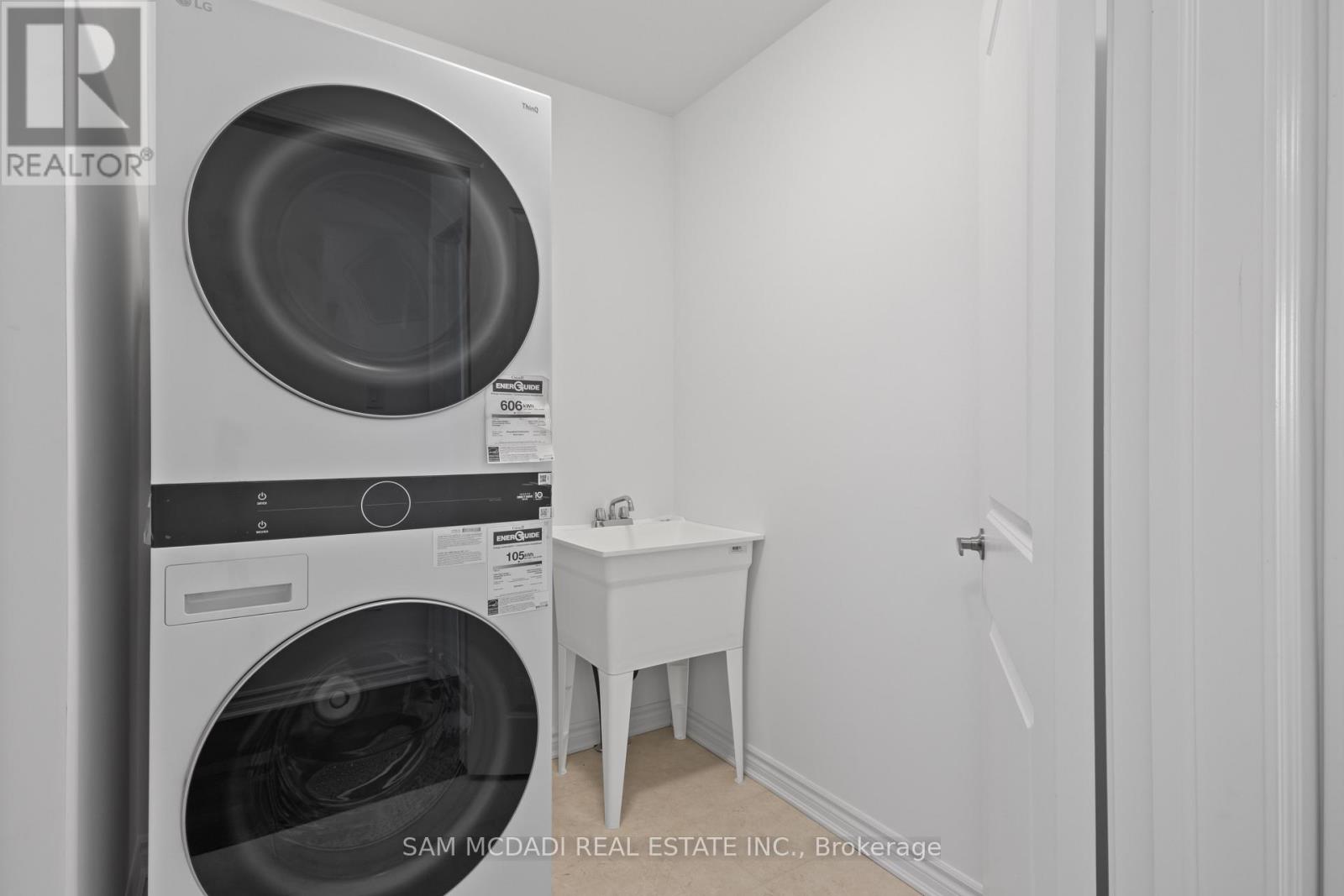 4068 Kadic Terrace, Mississauga (Churchill Meadows), Ontario  L5M 2S8 - Photo 33 - W12831192