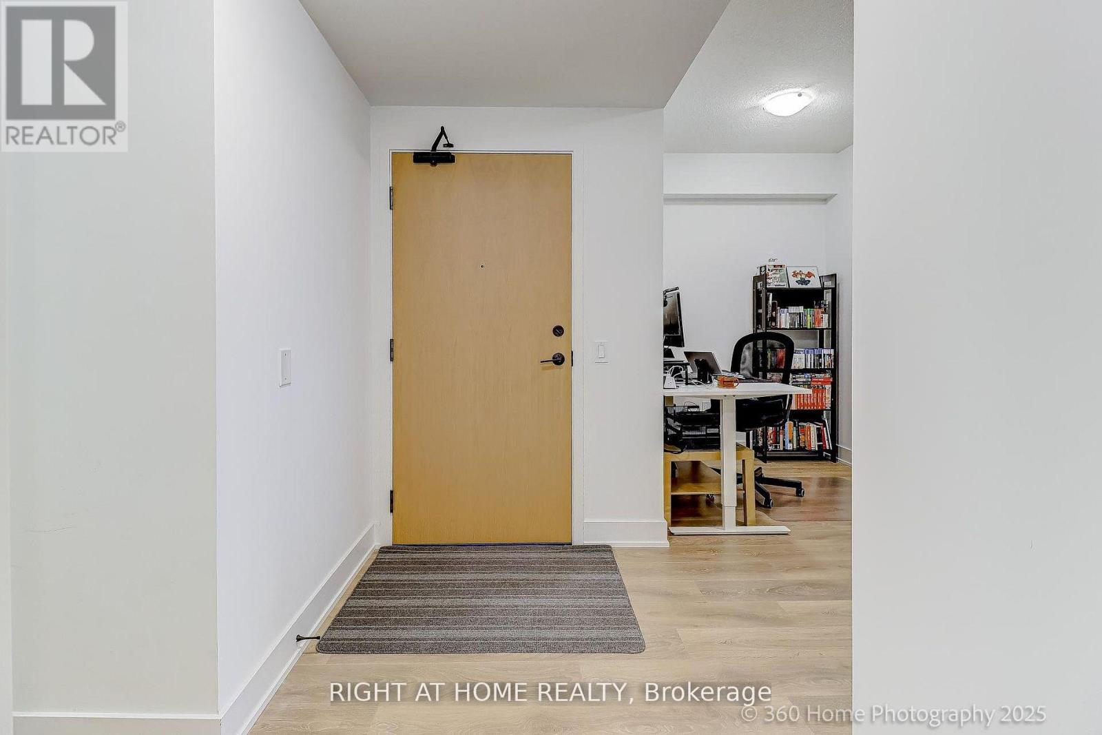 605 - 202 Burnhamthorpe Road E, Mississauga (Mississauga Valleys), Ontario  L5B 0A2 - Photo 13 - W12831242