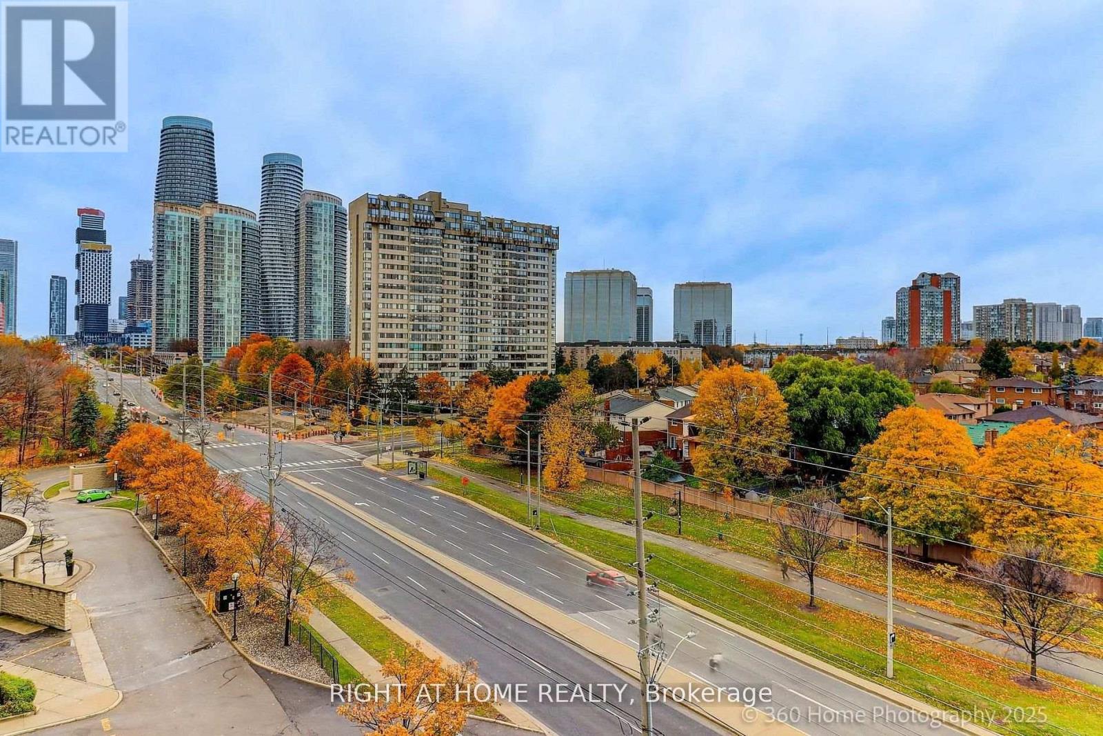 605 - 202 Burnhamthorpe Road E, Mississauga (Mississauga Valleys), Ontario  L5B 0A2 - Photo 24 - W12831242