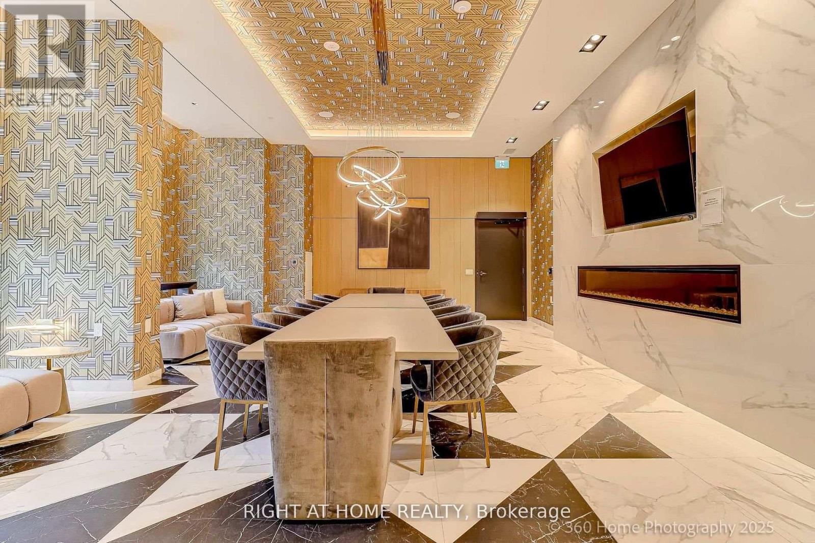 605 - 202 Burnhamthorpe Road E, Mississauga (Mississauga Valleys), Ontario  L5B 0A2 - Photo 36 - W12831242