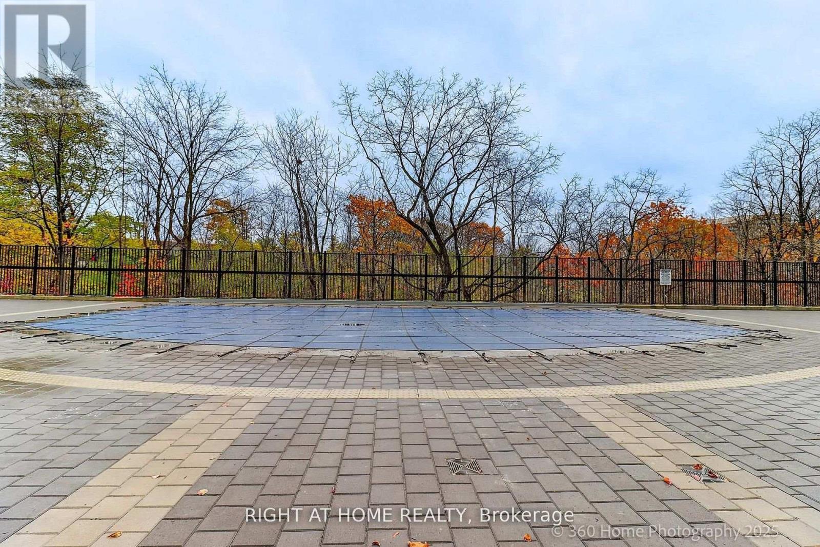 605 - 202 Burnhamthorpe Road E, Mississauga (Mississauga Valleys), Ontario  L5B 0A2 - Photo 38 - W12831242