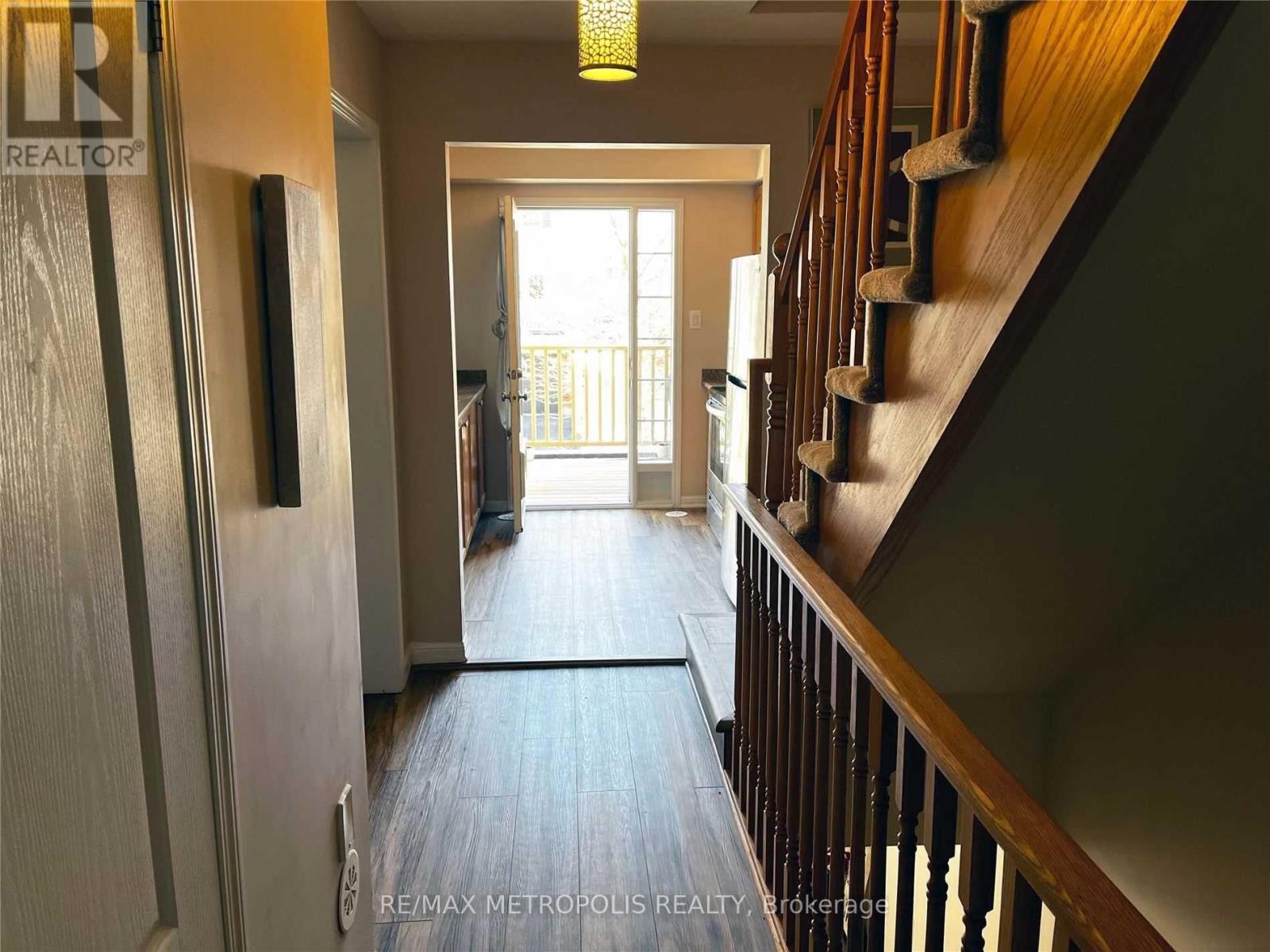 747 Challinor Terrace, Milton (Ha Harrison), Ontario  L9T 7V5 - Photo 5 - W12831252