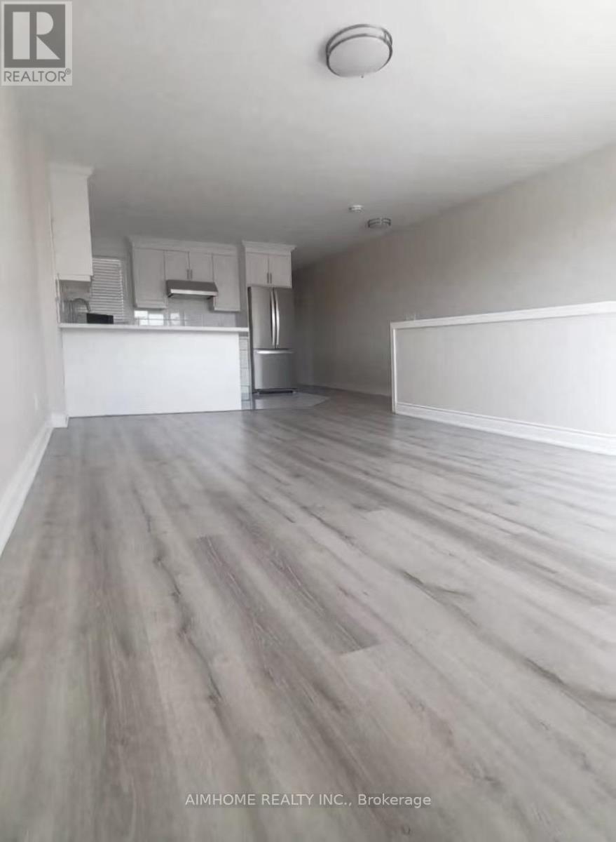 2304 Keele Street, Toronto (Brookhaven-Amesbury), Ontario  M6M 3Z8 - Photo 3 - W12831256