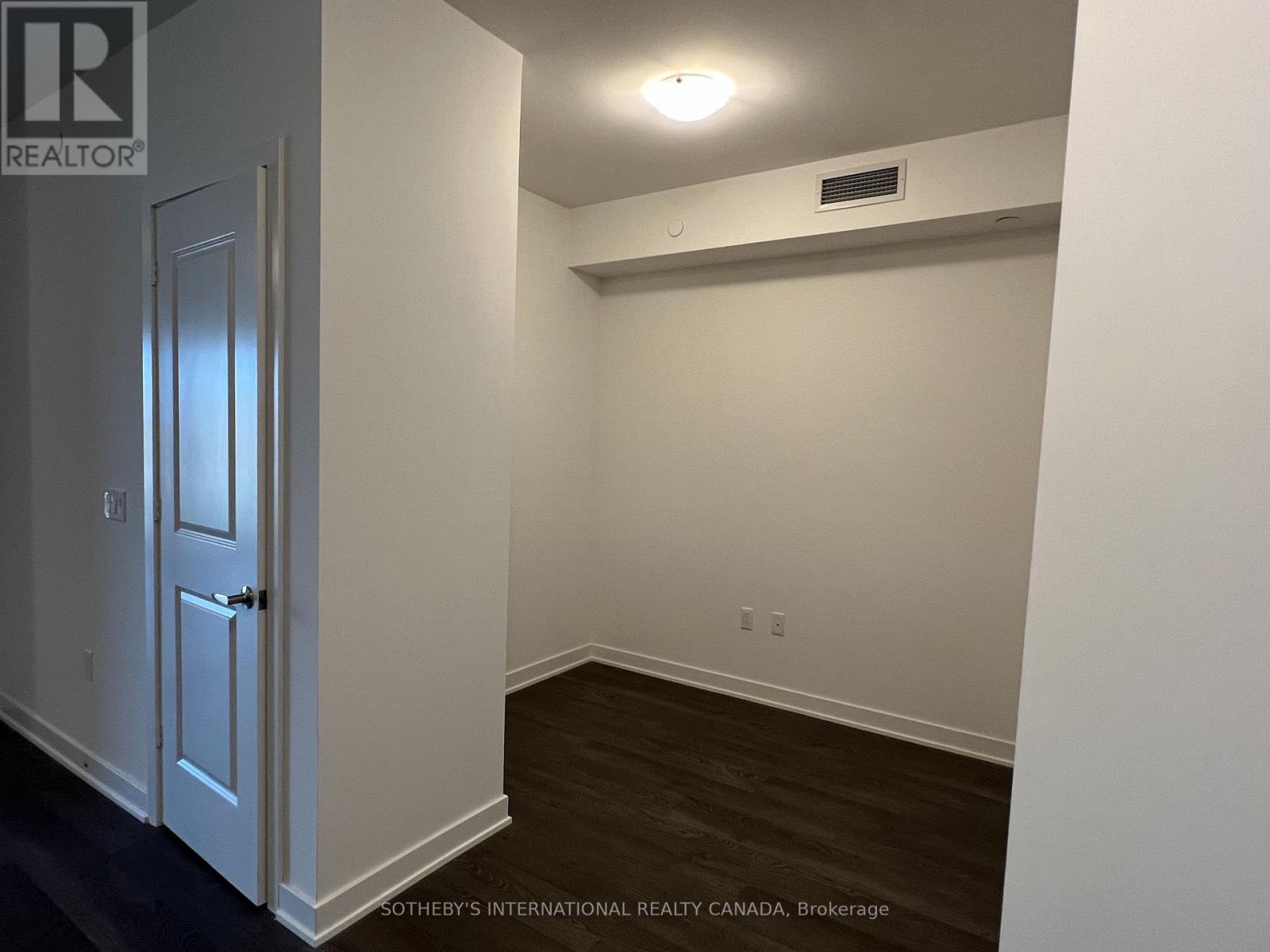 401 - 4765 Metcalfe Avenue, Mississauga (Central Erin Mills), Ontario  L5M 4L7 - Photo 3 - W12831272