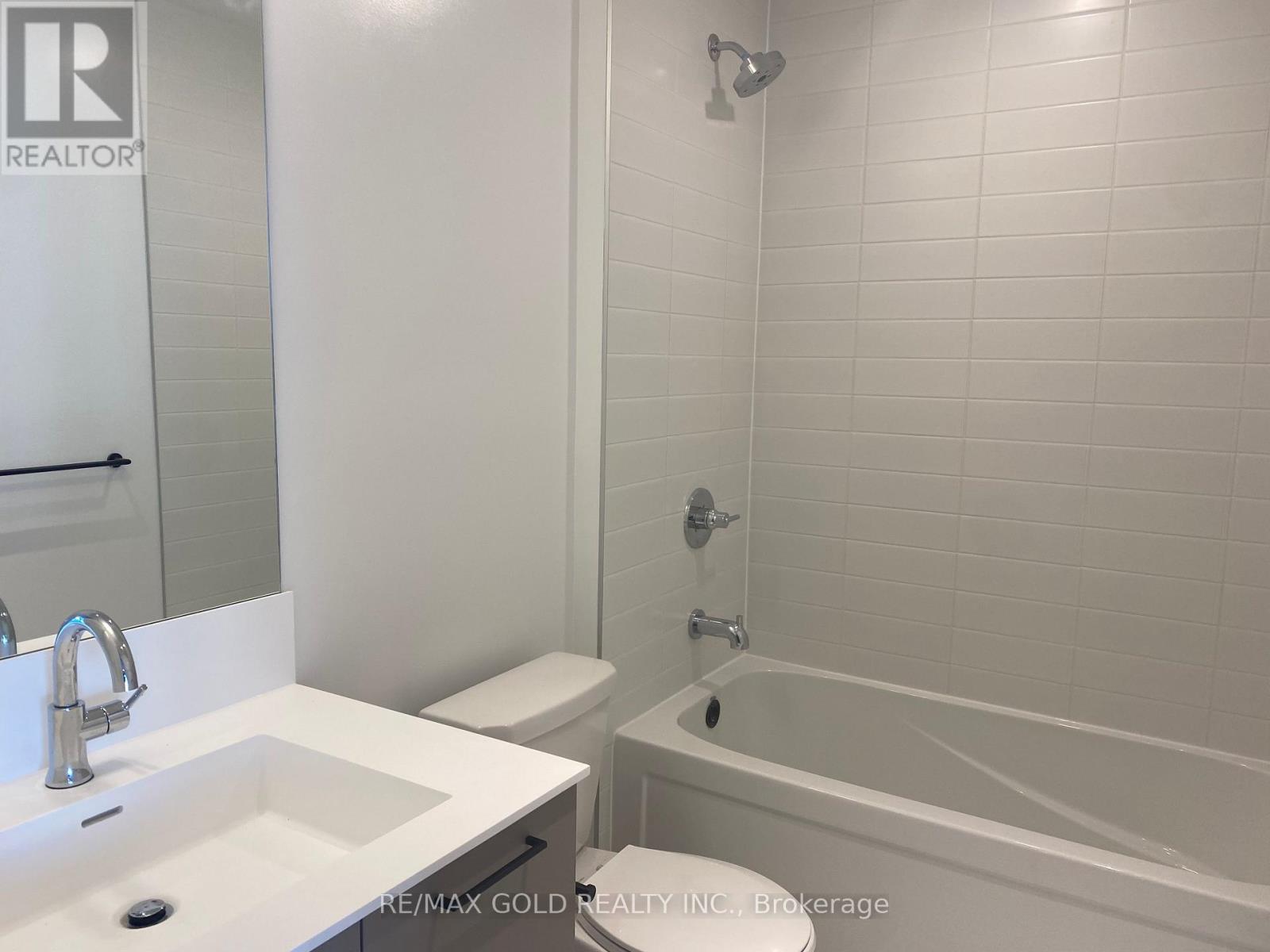 301 - 10 Lagerfeld Drive, Brampton (Northwest Brampton), Ontario  L7A 5L3 - Photo 7 - W12831280