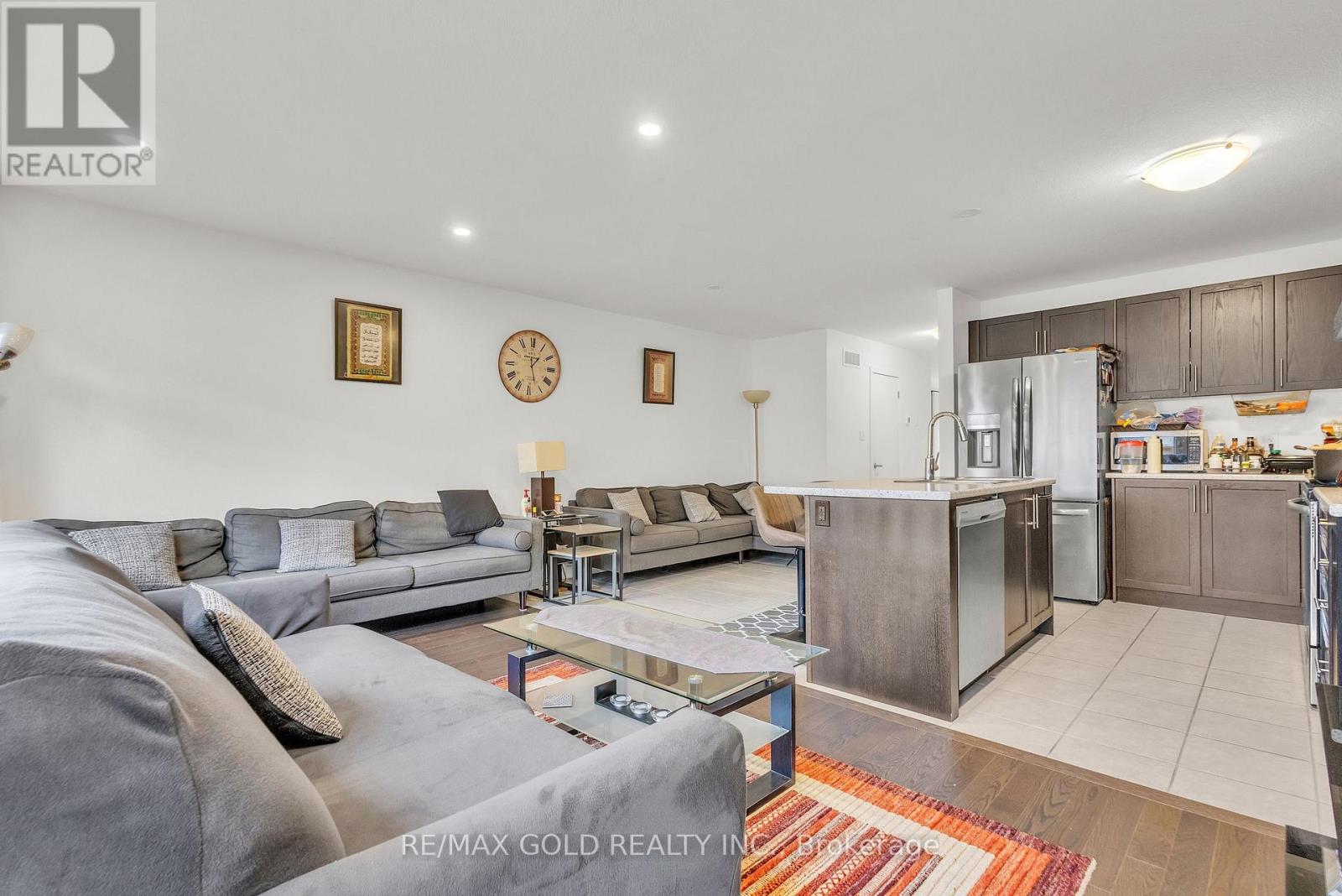 75 Pony Way, Kitchener, Ontario  N2R 0R8 - Photo 14 - X12831220