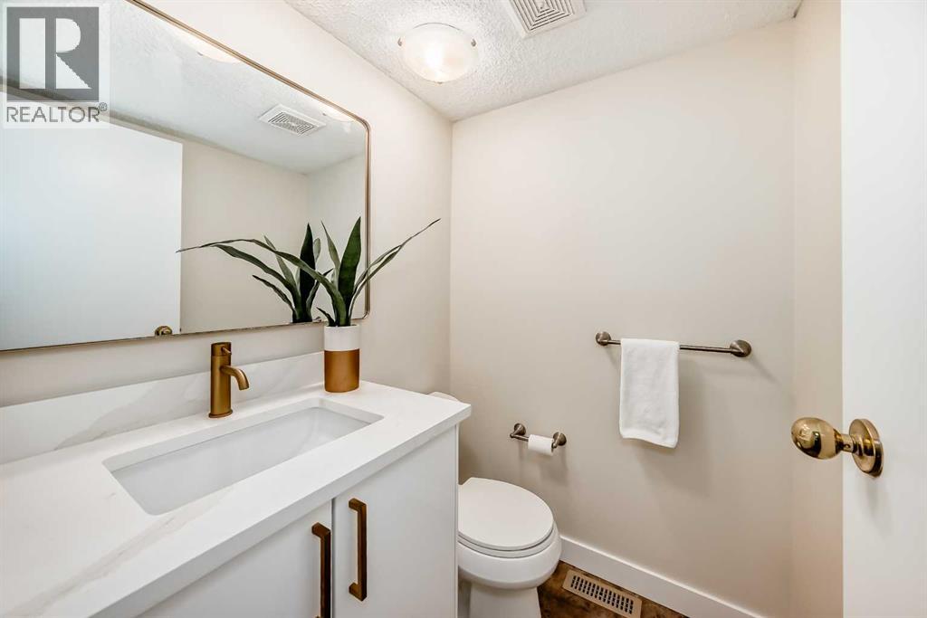 322 Point Mckay Gardens Nw, Calgary, Alberta T3B 5B7 - Photo 13 - A2284381