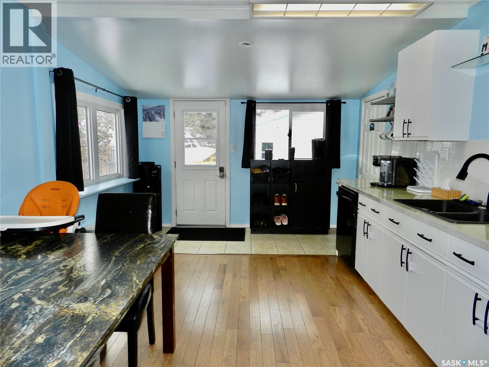 936 Vaughan Street, Moose Jaw, Saskatchewan  S6H 5N8 - Photo 6 - SK029406