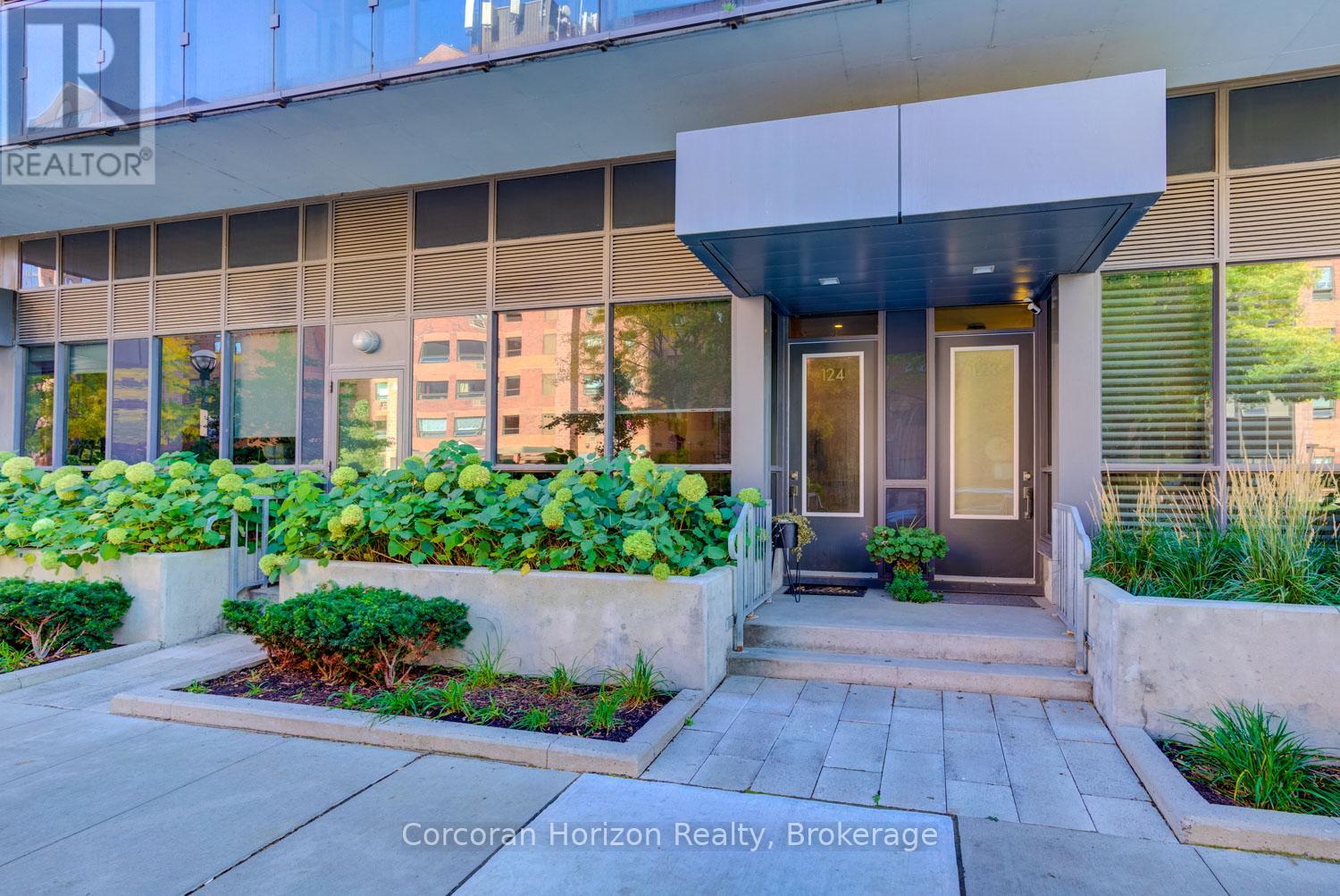 124 - 1030 King Street W, Toronto (Niagara), Ontario  M6K 1E6 - Photo 1 - C12831294