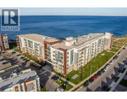 101 SHOREVIEW Place Unit# 123, Stoney Creek, Ontario