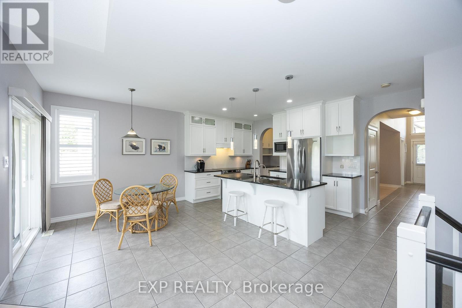 31 Gertie Street, Ottawa, Ontario  K0A 2Z0 - Photo 11 - X12255138