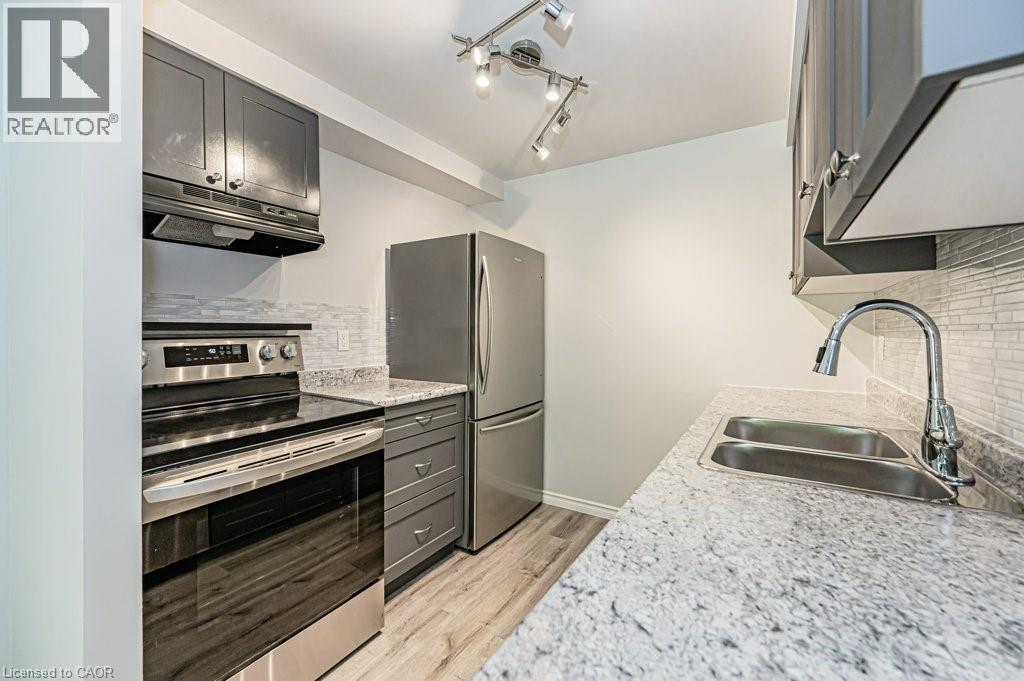 62 Pepperwood Crescent, Kitchener, Ontario  N2A 2R3 - Photo 11 - 40803635