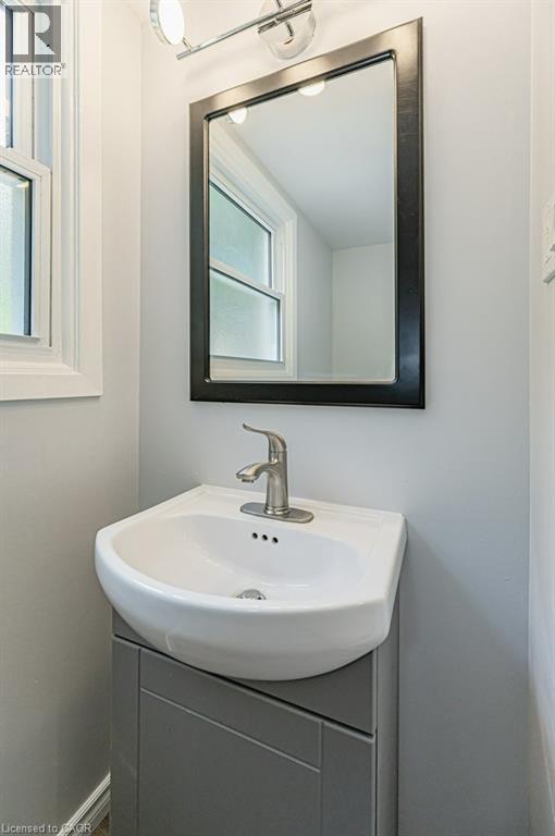 62 Pepperwood Crescent, Kitchener, Ontario  N2A 2R3 - Photo 14 - 40803635