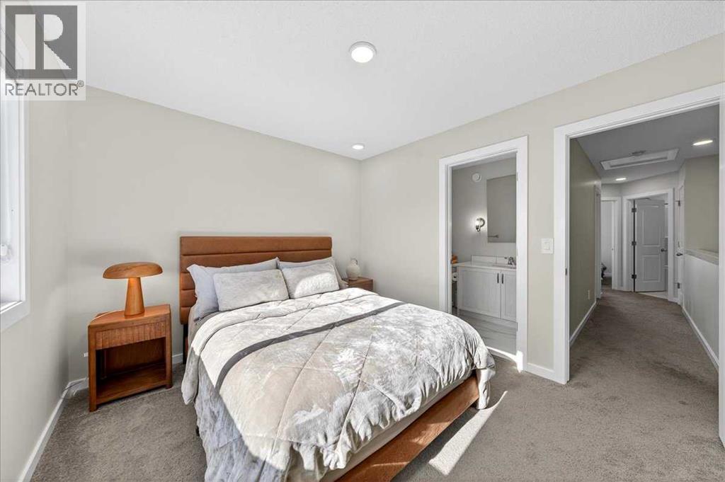 543 Livingston Way Ne, Calgary, Alberta  T3P 1Y5 - Photo 13 - A2289331