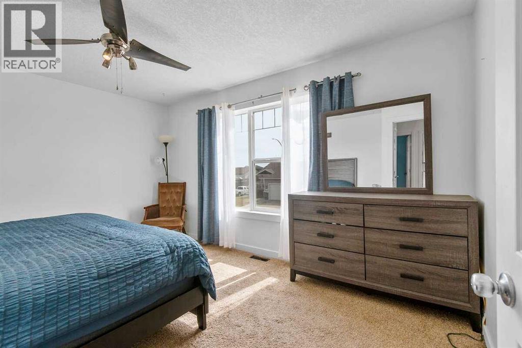 1552 Mcalpine Street, Carstairs, Alberta T0M 0N0 - Photo 11 - A2286377