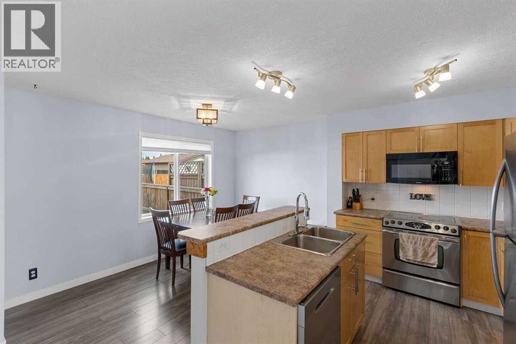 1552 Mcalpine Street, Carstairs, Alberta T0M 0N0 - Photo 4 - A2286377