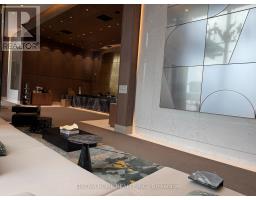 812 - 30 INN ON THE PARK DRIVE, Toronto, Ontario