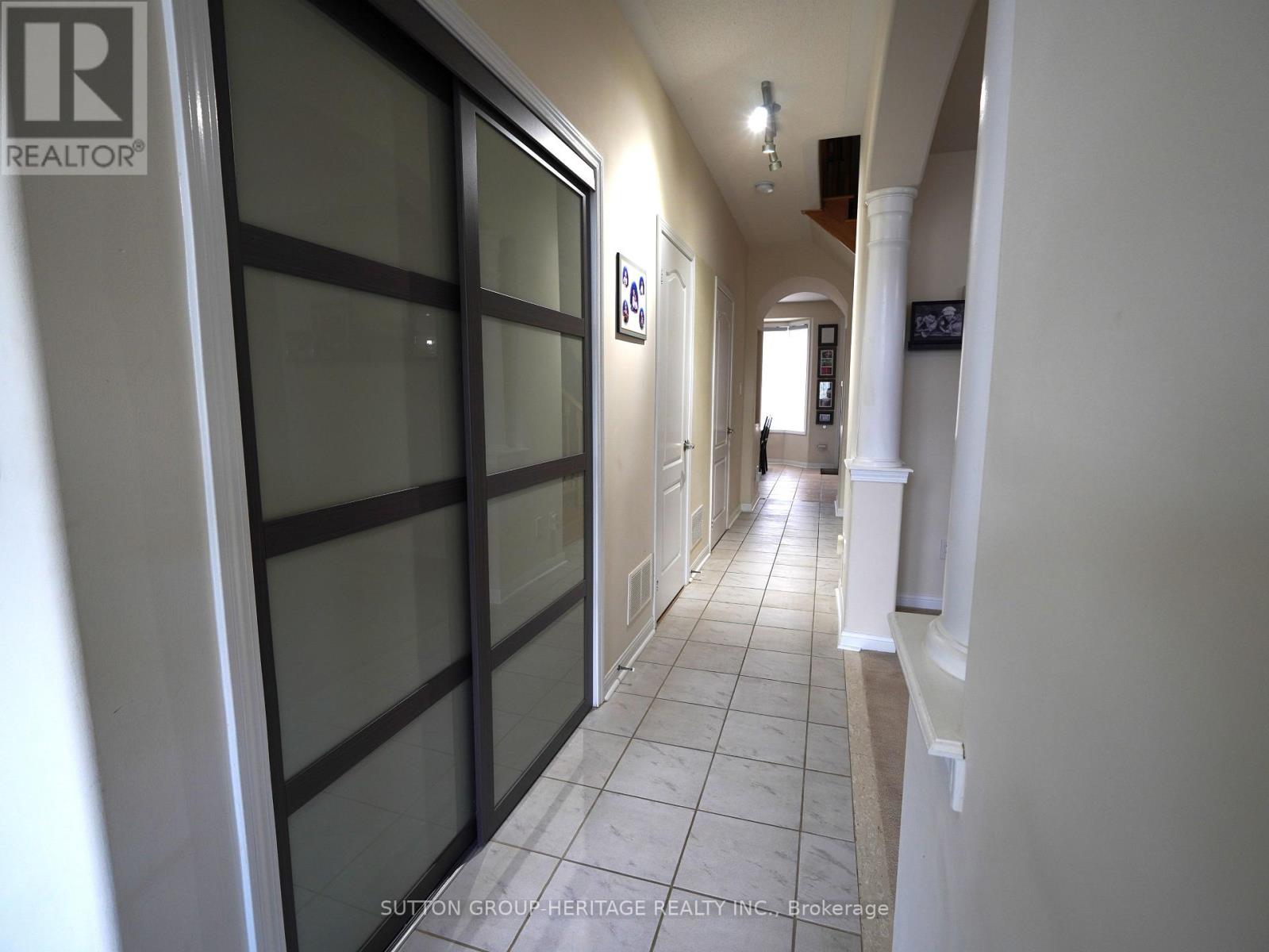 5 Baintree Street, Markham, Ontario  L6E 1G7 - Photo 3 - N12831312