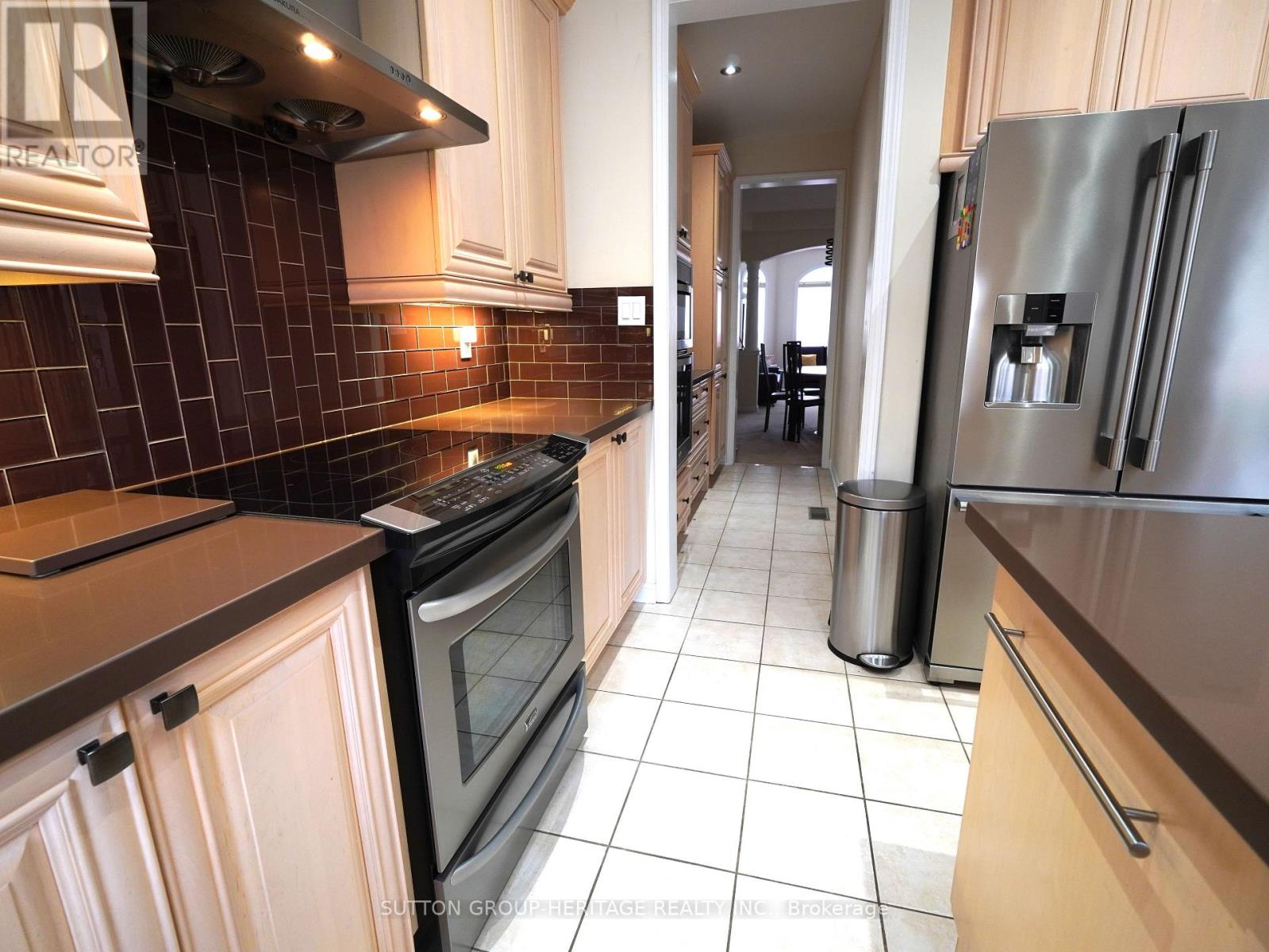 5 Baintree Street, Markham, Ontario  L6E 1G7 - Photo 9 - N12831312