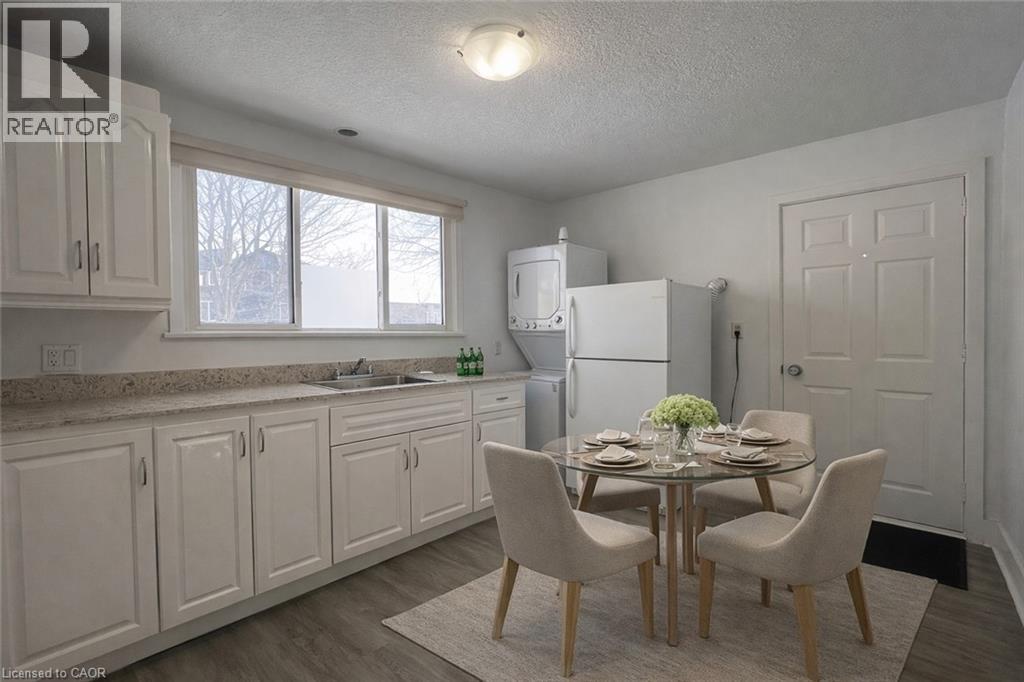 168 Fifth Avenue Unit# 3, Kitchener, Ontario N2C 1P7 - Photo 3 - 40807524