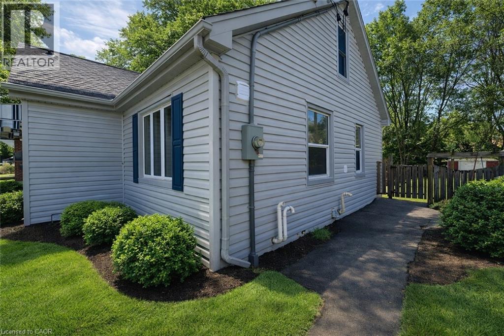 168 Fifth Avenue Unit# 2, Kitchener, Ontario N2C 1P7 - Photo 2 - 40807523