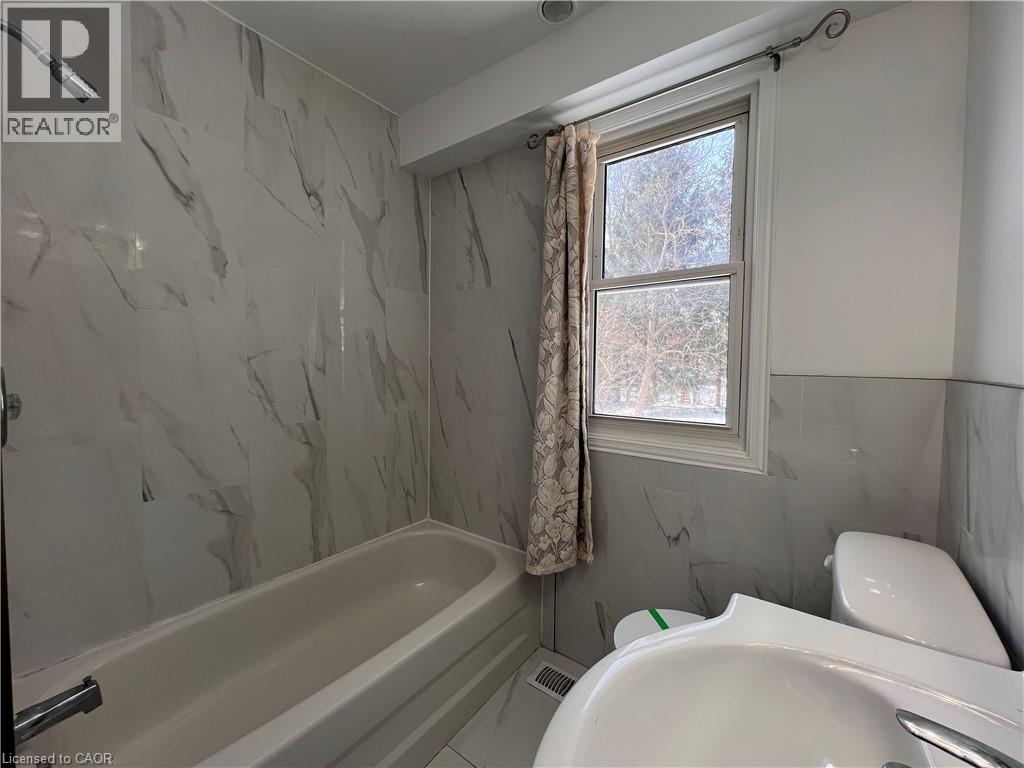 168 Fifth Avenue Unit# 1, Kitchener, Ontario  N2C 1P7 - Photo 6 - 40807518