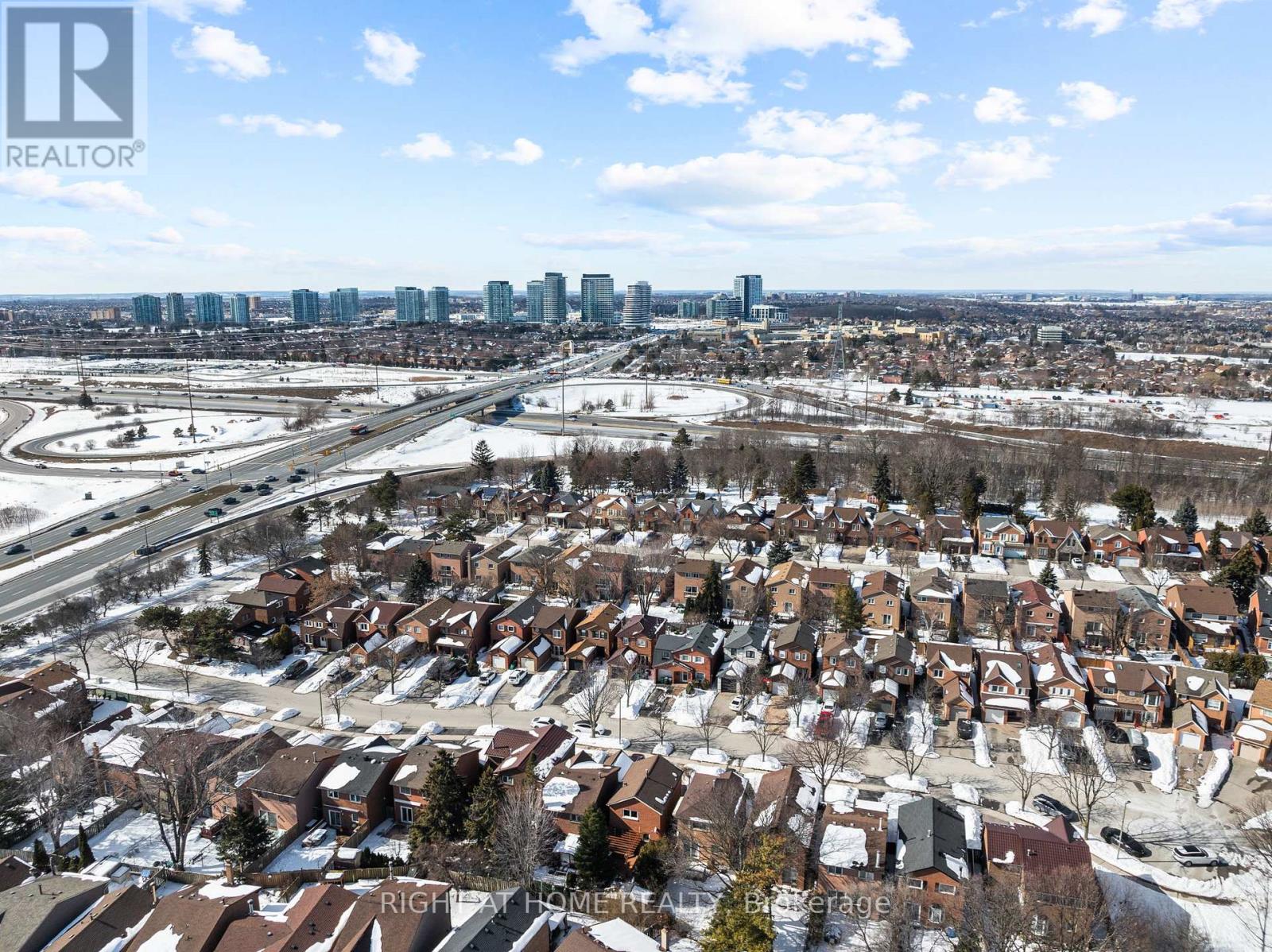 2454 Ploughshare Court, Mississauga, Ontario  L5L 3M6 - Photo 39 - W12831292