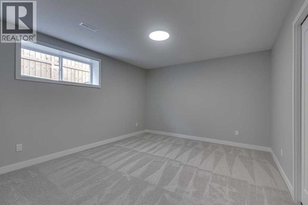 2 Evron Place, Trochu, Alberta T0M 2C0 - Photo 35 - A2288410