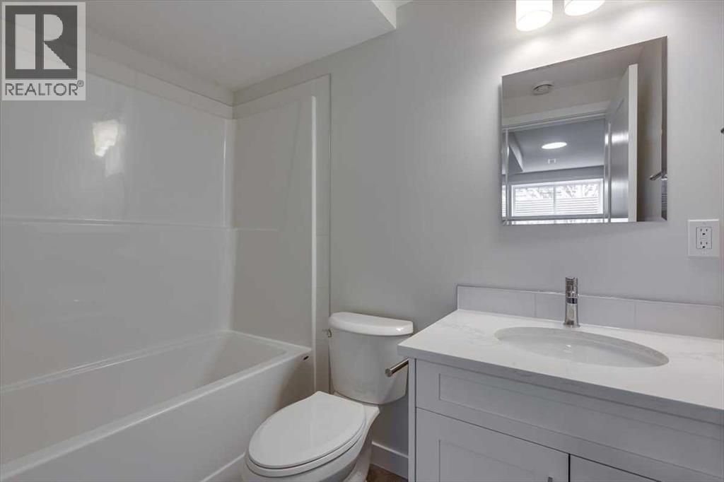 2 Evron Place, Trochu, Alberta T0M 2C0 - Photo 34 - A2288410